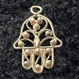 Sterling Silver 925 Hamsa Hand Charm Pendant – Filigree Detail